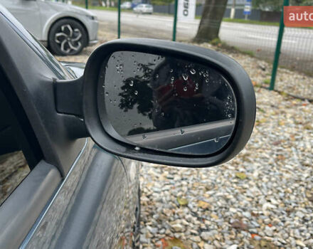 Синій Рено Кліо, об'ємом двигуна 1.39 л та пробігом 211 тис. км за 3400 $, фото 25 на Automoto.ua