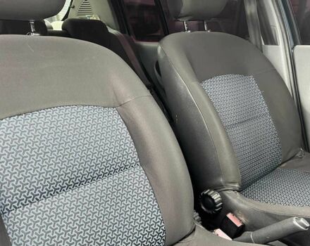 Синій Рено Кліо, об'ємом двигуна 1.4 л та пробігом 211 тис. км за 3400 $, фото 20 на Automoto.ua