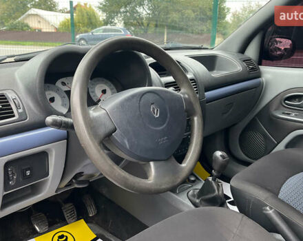 Синій Рено Кліо, об'ємом двигуна 1.39 л та пробігом 211 тис. км за 3400 $, фото 6 на Automoto.ua