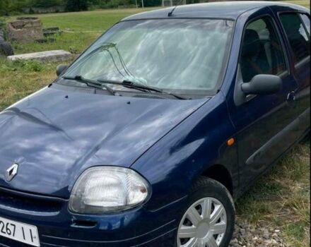 Синий Рено Клио, объемом двигателя 1.4 л и пробегом 250 тыс. км за 2000 $, фото 1 на Automoto.ua