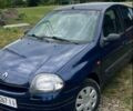 Синій Рено Кліо, об'ємом двигуна 1.4 л та пробігом 250 тис. км за 1800 $, фото 1 на Automoto.ua