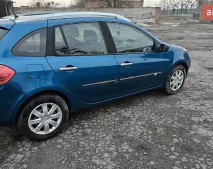 Синий Рено Клио, объемом двигателя 1.5 л и пробегом 296 тыс. км за 5600 $, фото 7 на Automoto.ua