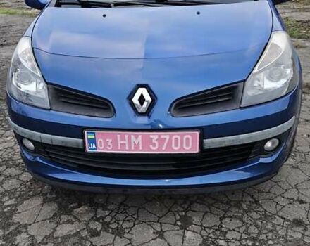 Синий Рено Клио, объемом двигателя 1.5 л и пробегом 296 тыс. км за 5600 $, фото 11 на Automoto.ua