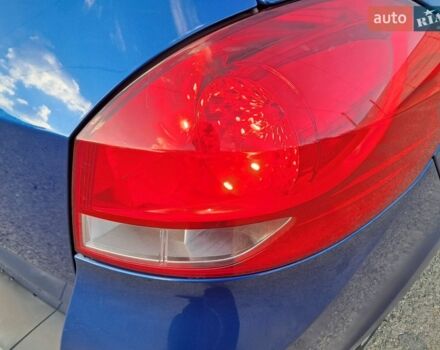Синий Рено Клио, объемом двигателя 1.1 л и пробегом 145 тыс. км за 4100 $, фото 14 на Automoto.ua
