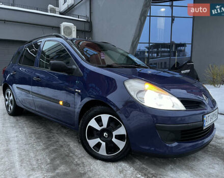 Синий Рено Клио, объемом двигателя 1.5 л и пробегом 227 тыс. км за 4550 $, фото 1 на Automoto.ua