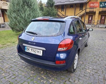 Синій Рено Кліо, об'ємом двигуна 1.5 л та пробігом 212 тис. км за 6250 $, фото 5 на Automoto.ua