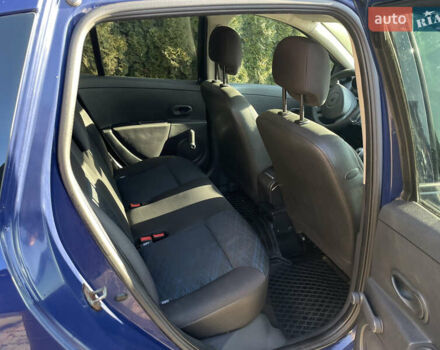 Синий Рено Клио, объемом двигателя 1.5 л и пробегом 225 тыс. км за 4299 $, фото 8 на Automoto.ua