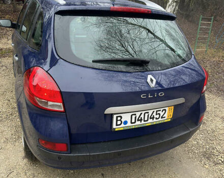 Синий Рено Клио, объемом двигателя 1.6 л и пробегом 137 тыс. км за 5700 $, фото 10 на Automoto.ua