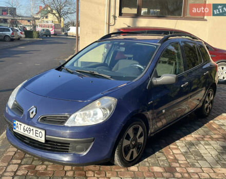 Синий Рено Клио, объемом двигателя 1.5 л и пробегом 225 тыс. км за 4299 $, фото 4 на Automoto.ua