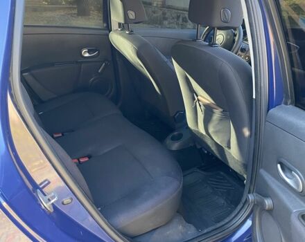 Синий Рено Клио, объемом двигателя 1.1 л и пробегом 281 тыс. км за 4400 $, фото 5 на Automoto.ua