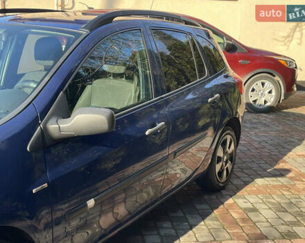 Синий Рено Клио, объемом двигателя 1.5 л и пробегом 225 тыс. км за 4299 $, фото 6 на Automoto.ua