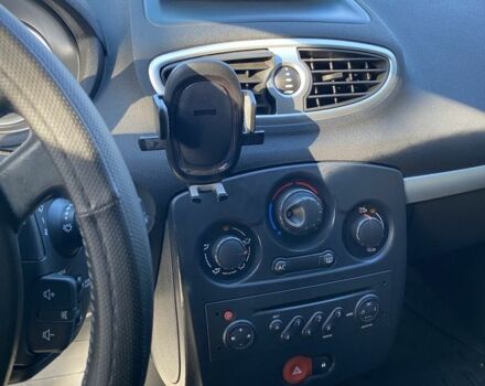 Синий Рено Клио, объемом двигателя 1.1 л и пробегом 281 тыс. км за 4400 $, фото 6 на Automoto.ua