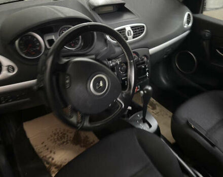 Синий Рено Клио, объемом двигателя 1.6 л и пробегом 135 тыс. км за 6000 $, фото 12 на Automoto.ua