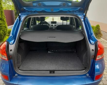 Синий Рено Клио, объемом двигателя 0 л и пробегом 228 тыс. км за 5788 $, фото 10 на Automoto.ua