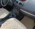 Синий Рено Клио, объемом двигателя 1.2 л и пробегом 165 тыс. км за 5000 $, фото 1 на Automoto.ua