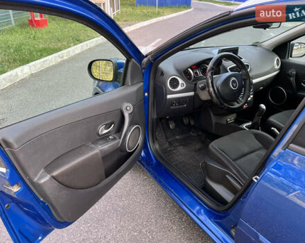 Синий Рено Клио, объемом двигателя 1.2 л и пробегом 245 тыс. км за 4800 $, фото 17 на Automoto.ua