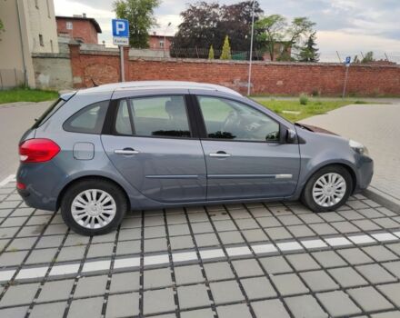 Синій Рено Кліо, об'ємом двигуна 1.1 л та пробігом 175 тис. км за 5500 $, фото 2 на Automoto.ua