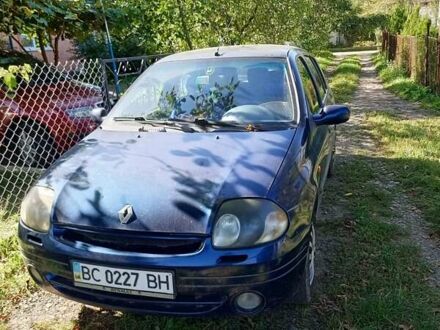 Синий Рено Клио, объемом двигателя 1.39 л и пробегом 200 тыс. км за 2500 $, фото 1 на Automoto.ua