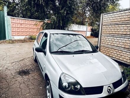 Синій Рено Кліо, об'ємом двигуна 0 л та пробігом 166 тис. км за 2108 $, фото 1 на Automoto.ua