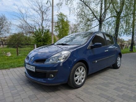 Синий Рено Клио, объемом двигателя 1.6 л и пробегом 178 тыс. км за 5700 $, фото 1 на Automoto.ua