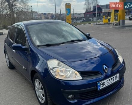 Синий Рено Клио, объемом двигателя 1.6 л и пробегом 151 тыс. км за 5700 $, фото 1 на Automoto.ua