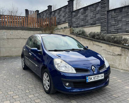 Синий Рено Клио, объемом двигателя 1.6 л и пробегом 148 тыс. км за 6100 $, фото 1 на Automoto.ua