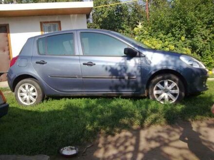 Рено Кліо 2008 у Чернігові на Automoto.ua Синій Рено Кліо, об'ємом двигуна 1.2 л та пробігом 130 тис. км за 8950 $, фото 1 на Automoto.ua