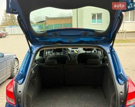 Синий Рено Клио, объемом двигателя 1.15 л и пробегом 275 тыс. км за 4000 $, фото 1 на Automoto.ua