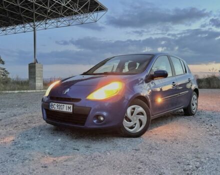 Синий Рено Клио, объемом двигателя 1.5 л и пробегом 300 тыс. км за 4899 $, фото 1 на Automoto.ua