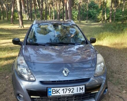 Синий Рено Клио, объемом двигателя 1.2 л и пробегом 218 тыс. км за 5850 $, фото 1 на Automoto.ua
