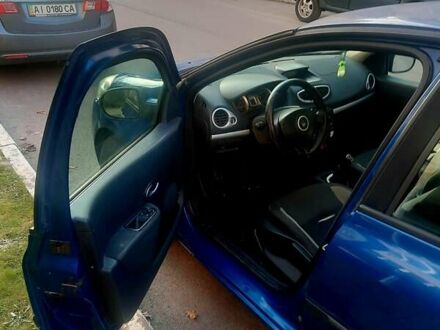 Синий Рено Клио, объемом двигателя 1.46 л и пробегом 272 тыс. км за 5500 $, фото 1 на Automoto.ua