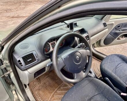 Зелений Рено Кліо, об'ємом двигуна 1.4 л та пробігом 199 тис. км за 4000 $, фото 3 на Automoto.ua