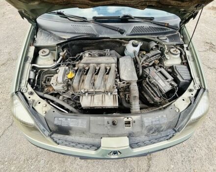 Зелений Рено Кліо, об'ємом двигуна 1.4 л та пробігом 199 тис. км за 4000 $, фото 5 на Automoto.ua