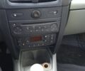 Рено Клио 2003 в Днепре (Днепропетровске) на Automoto.ua Зеленый Рено Клио, объемом двигателя 1.1 л и пробегом 209 тыс. км за 2400 $, фото 10 на Automoto.ua