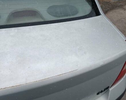 Зелений Рено Кліо, об'ємом двигуна 1.39 л та пробігом 258 тис. км за 2700 $, фото 5 на Automoto.ua