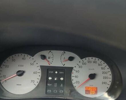 Зелений Рено Кліо, об'ємом двигуна 1.39 л та пробігом 258 тис. км за 2700 $, фото 9 на Automoto.ua