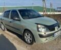 Зеленый Рено Клио, объемом двигателя 1.4 л и пробегом 323 тыс. км за 3200 $, фото 1 на Automoto.ua
