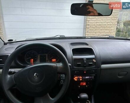 Зеленый Рено Клио, объемом двигателя 1.39 л и пробегом 156 тыс. км за 4500 $, фото 3 на Automoto.ua