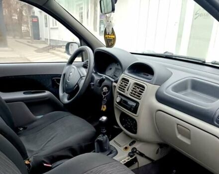 Зелений Рено Кліо, об'ємом двигуна 1.39 л та пробігом 258 тис. км за 2700 $, фото 3 на Automoto.ua