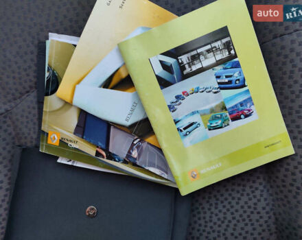 Зеленый Рено Клио, объемом двигателя 1.15 л и пробегом 150 тыс. км за 3999 $, фото 3 на Automoto.ua