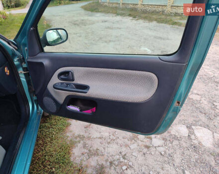 Зеленый Рено Клио, объемом двигателя 1.15 л и пробегом 150 тыс. км за 3999 $, фото 5 на Automoto.ua