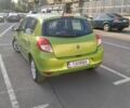 Зеленый Рено Клио, объемом двигателя 1.2 л и пробегом 180 тыс. км за 5500 $, фото 4 на Automoto.ua
