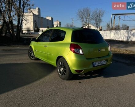 Зеленый Рено Клио, объемом двигателя 1.15 л и пробегом 271 тыс. км за 5000 $, фото 4 на Automoto.ua