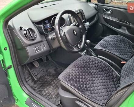 Зеленый Рено Клио, объемом двигателя 1.46 л и пробегом 250 тыс. км за 6750 $, фото 13 на Automoto.ua