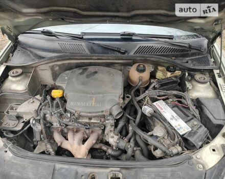 Зеленый Рено Клио, объемом двигателя 1.4 л и пробегом 282 тыс. км за 3300 $, фото 5 на Automoto.ua