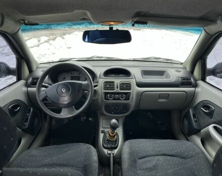 Зеленый Рено Клио, объемом двигателя 1.4 л и пробегом 300 тыс. км за 1750 $, фото 19 на Automoto.ua