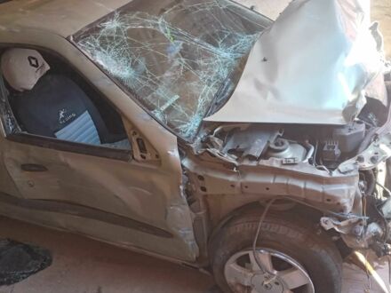 Рено Кліо 2003 у Краматорске на Automoto.ua Зелений Рено Кліо, об'ємом двигуна 0.14 л та пробігом 139 тис. км за 1100 $, фото 1 на Automoto.ua