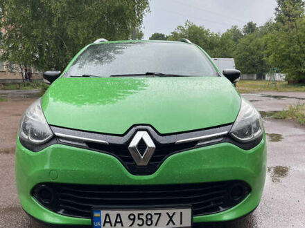 Рено Кліо 2014 у Житомирі на Automoto.ua Зелений Рено Кліо, об'ємом двигуна 1.5 л та пробігом 250 тис. км за 6999 $, фото 1 на Automoto.ua