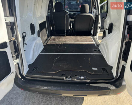 Белый Рено Dokker, объемом двигателя 1.46 л и пробегом 249 тыс. км за 7700 $, фото 4 на Automoto.ua