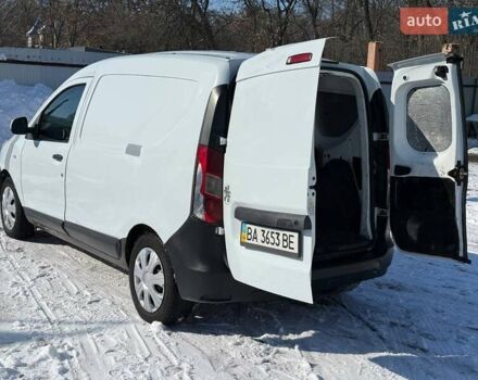 Белый Рено Dokker, объемом двигателя 1.5 л и пробегом 215 тыс. км за 5800 $, фото 6 на Automoto.ua